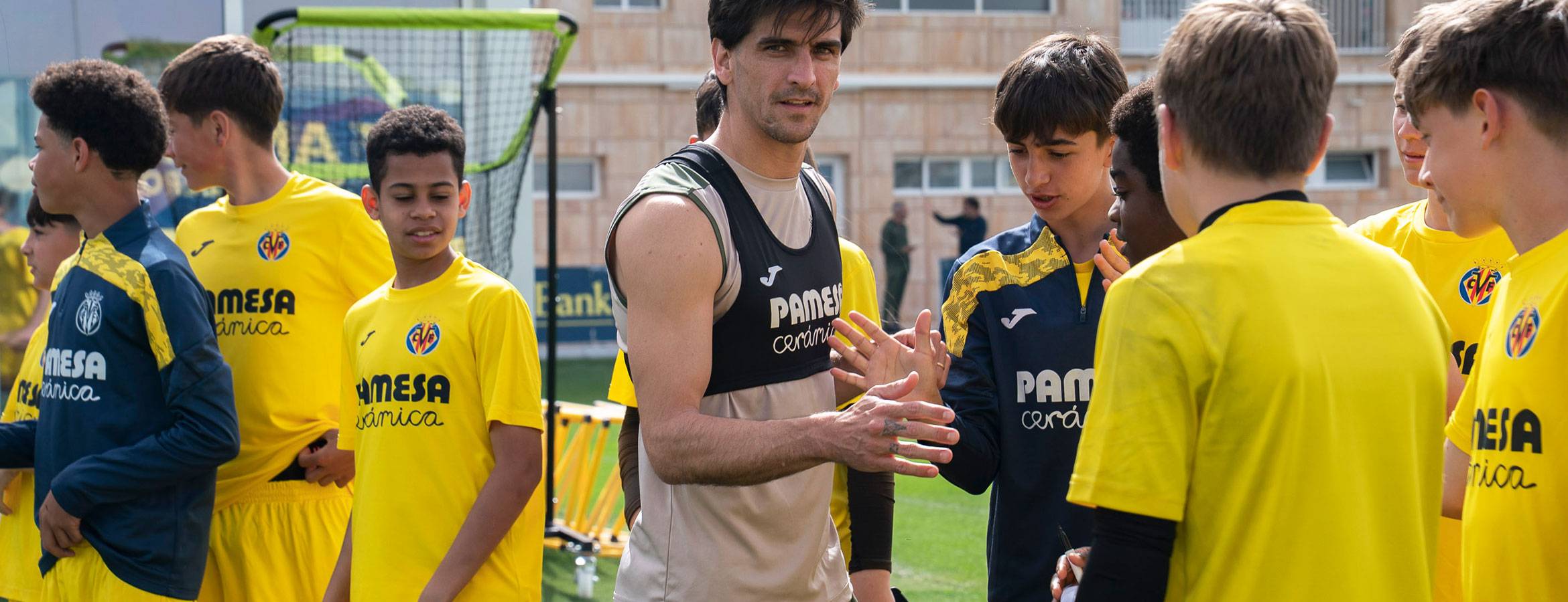 DA EL SALTO ESTE VERANO CON EL VILLARREAL CF: RESERVA TU PLAZA EN EL CAMPUS