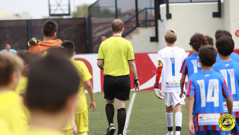 EL BALÓN EMPIEZA A RODAR EN LA YELLOW CUP EASTER CON LA FASE DE GRUPOS