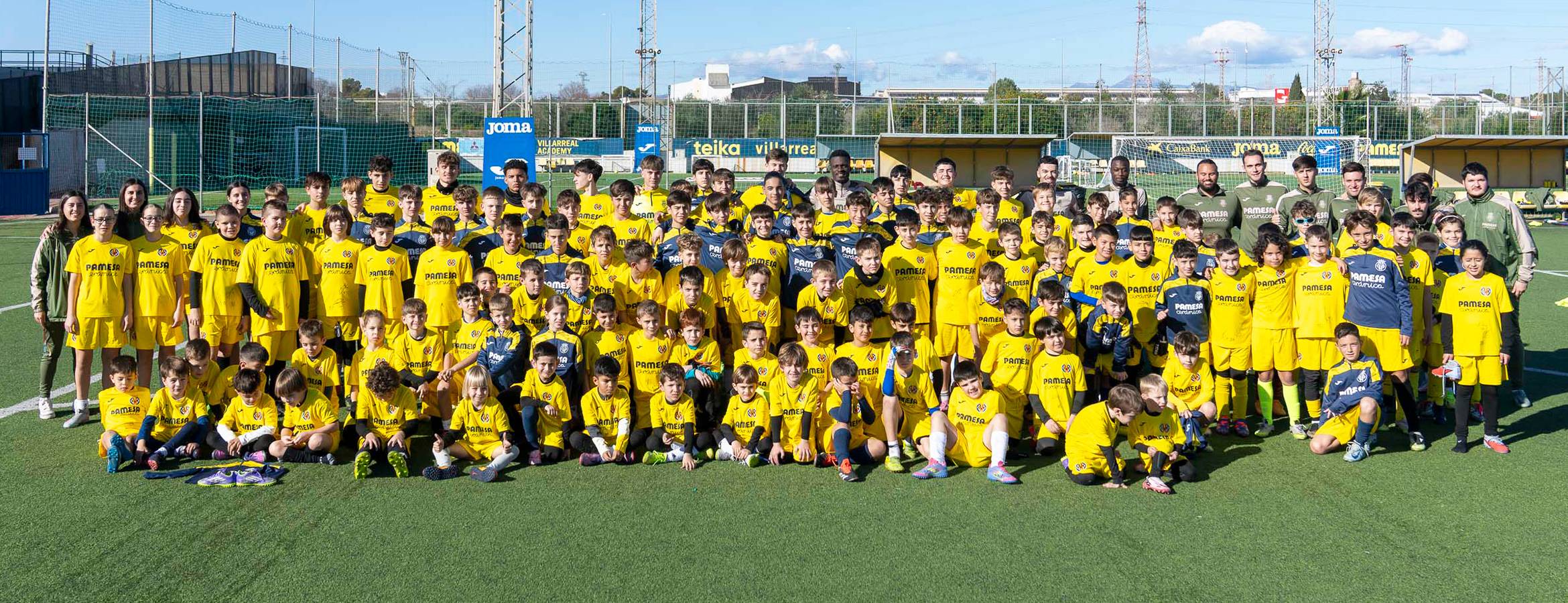 LIVE EASTER WITH VILLARREAL – SIGN UP FOR THE CAMP!