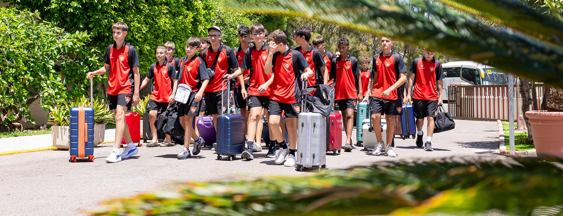 LA VILLARREAL YELLOW CUP SUMMER RECIBE A SUS PRIMEROS PROTAGONISTAS ANTES DE LA GRAN CEREMONIA INAUGURAL